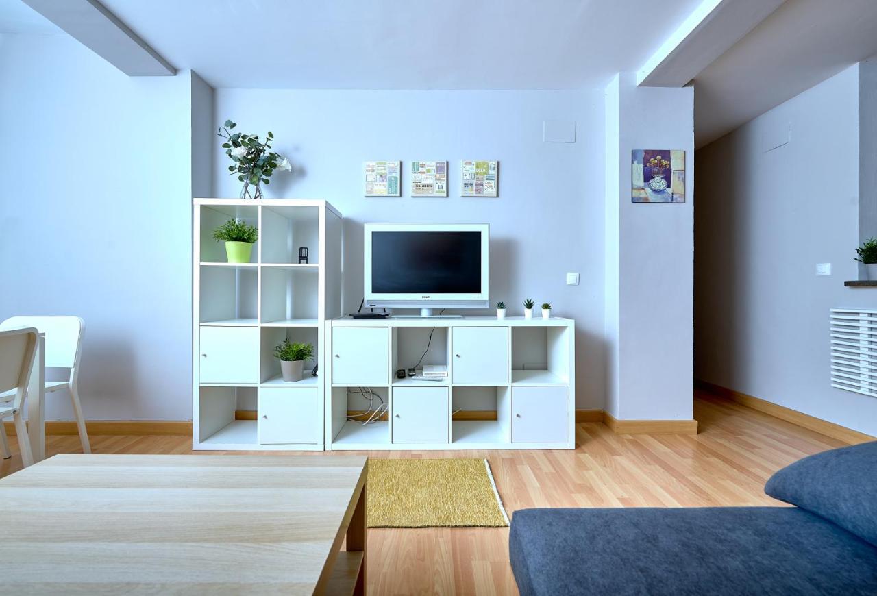 Holidays2Malaga Salitre 3 Bedroom Up To 7 People High Speed Wifi Dış mekan fotoğraf