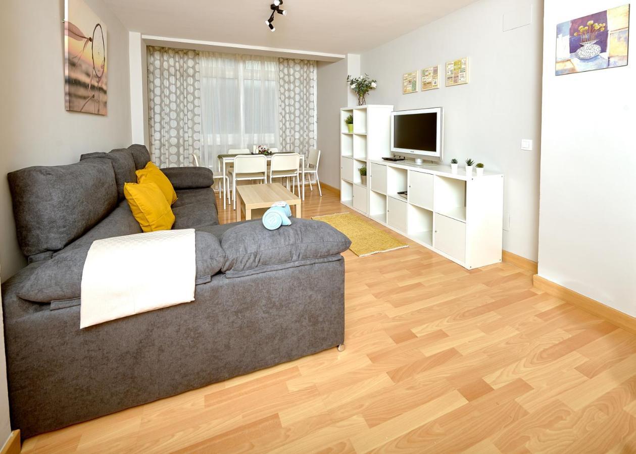Holidays2Malaga Salitre 3 Bedroom Up To 7 People High Speed Wifi Dış mekan fotoğraf