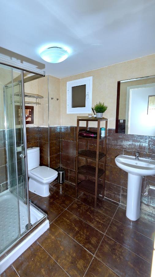 Holidays2Malaga Salitre 3 Bedroom Up To 7 People High Speed Wifi Dış mekan fotoğraf