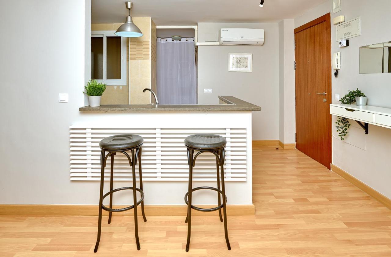 Holidays2Malaga Salitre 3 Bedroom Up To 7 People High Speed Wifi Dış mekan fotoğraf
