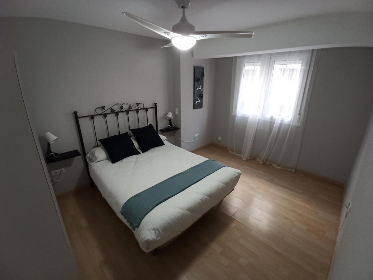 Holidays2Malaga Salitre 3 Bedroom Up To 7 People High Speed Wifi Dış mekan fotoğraf