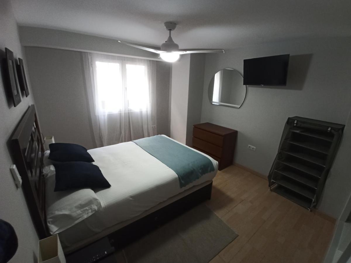Holidays2Malaga Salitre 3 Bedroom Up To 7 People High Speed Wifi Dış mekan fotoğraf